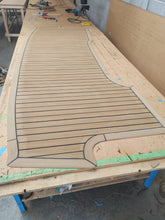 Load image into Gallery viewer, Crianchi Atlantique 47 pvc synthetic teak decking
