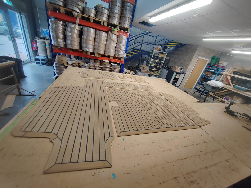 Fairline Holiday 23. Fairline Powerboat Synthetic Teak Decking Panels